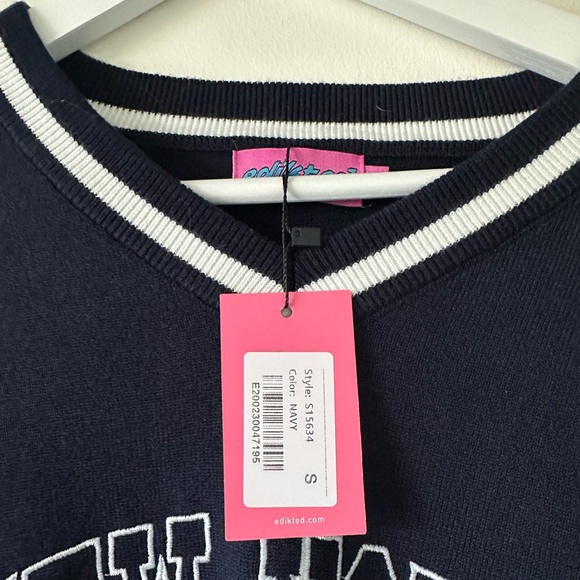 90S In New York Oversized Sweater NWT SIZE SMALL - Picture 4 of 9